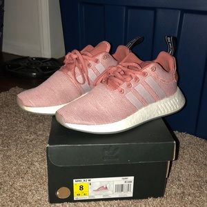Price drop!! Adidas NMD R2
